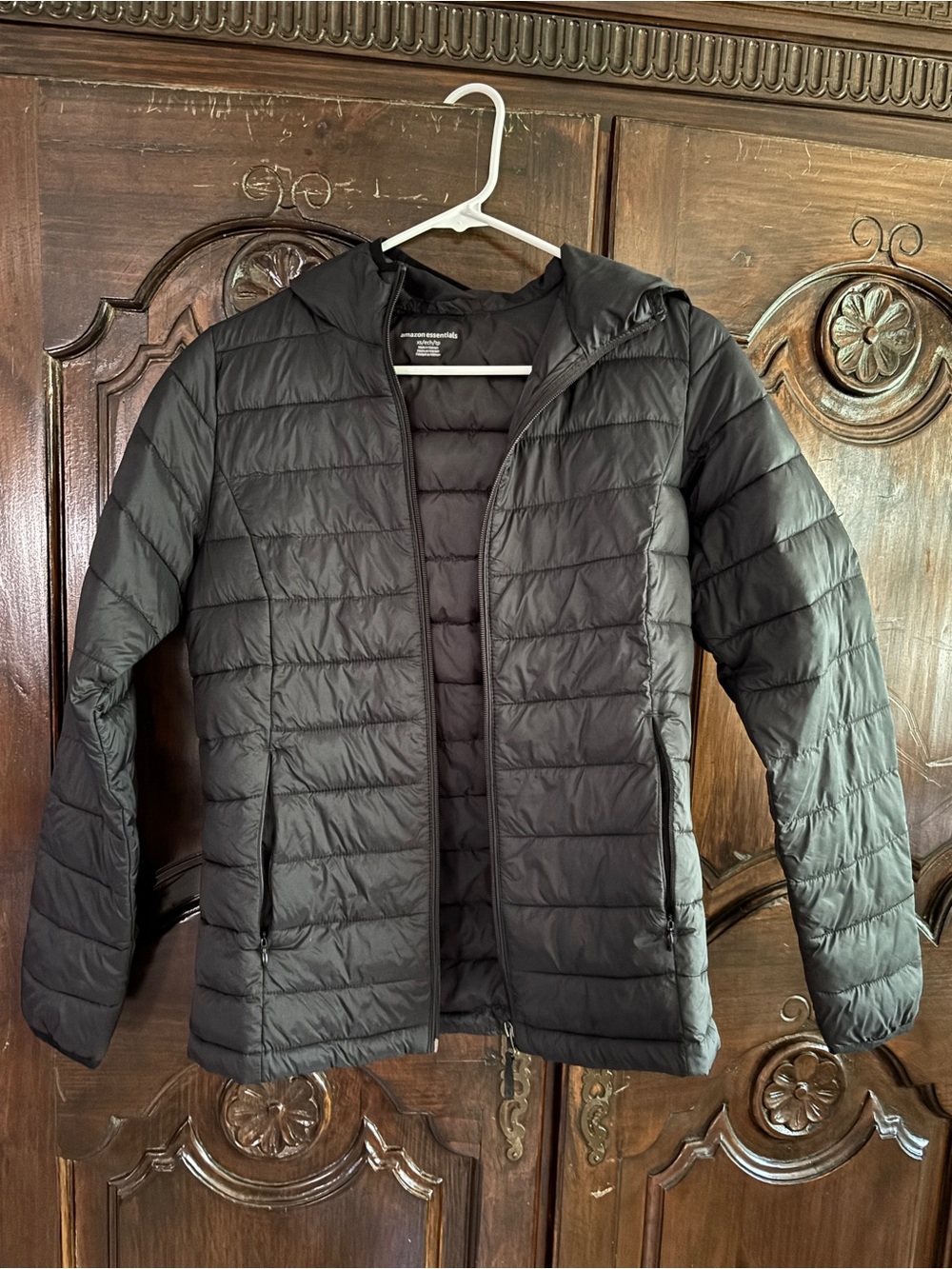 Amazon Essentials Black Quilted Hooded Puffer Coat